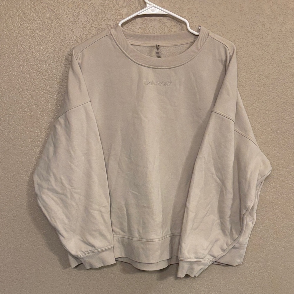 Calvin Klein Women's Cream Sweatshirt